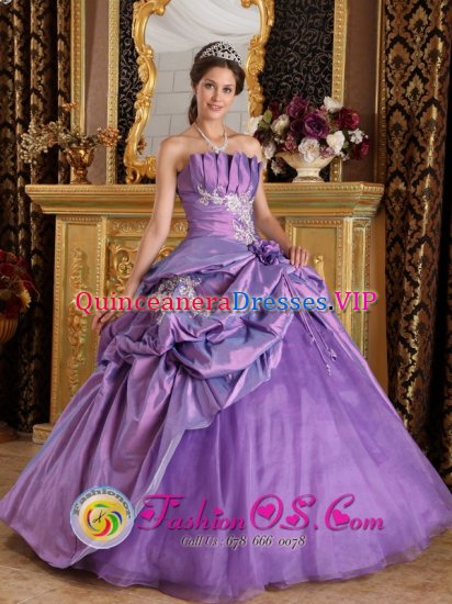 Strapless Taffeta Customize Lavender Appliques Quinceanera Dress With Hand flower and Pick-ups Decorate In Prescott Valley AZ　 - Click Image to Close