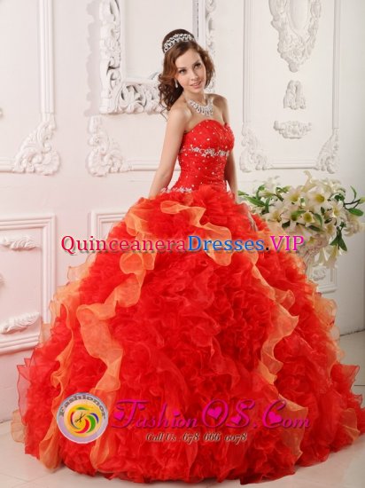 Discount Red Quinceanera Dress For Taynuilt Strathclyde Appliques and Beading Sweetheart Organza Ball Gown - Click Image to Close