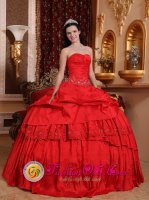 Appliques Beautiful Red Danbury Connecticut/CT Quinceanera Dress For Formal Evening Sweetheart Taffeta Ball Gown