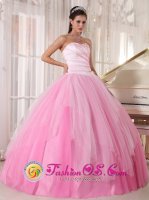 El Monte California Taffeta and tulle Beaded Bodice With Pink Sweetheart Neckline In California Quinceanera Dress