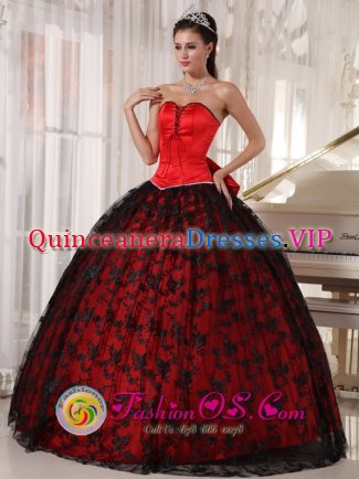 Gorgeous Red Quinceanera Dress Lace and Bowknot Decorate Bodice Sweetheart Tulle and Taffeta Ball Gown IN Tuckahoe NY