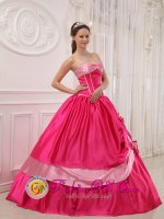 Hato del Yaque Dominican Republic Stylish A-line Coral Red Bows Sweet 16 Dress Sweetheart Satin Appliques with glistening Beading(SKU QDZY424y-2BIZ)