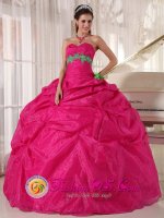 Wholesale Hot Pink Quinceanera Dress With Sweetheart Organza Appliques Pick-ups in Terre Haute Indiana/IN