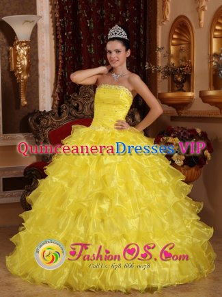 Yellow Ruffles Layered Ruches Bodice Amazing Quinceanera Dress In Elk City Oklahoma/OK