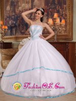 Exquisite Beading Gorgeous White For La Romana Dominican Republic Quinceanera Dress Strapless Organza Ball Gown(SKU QDZY271y-2BIZ)