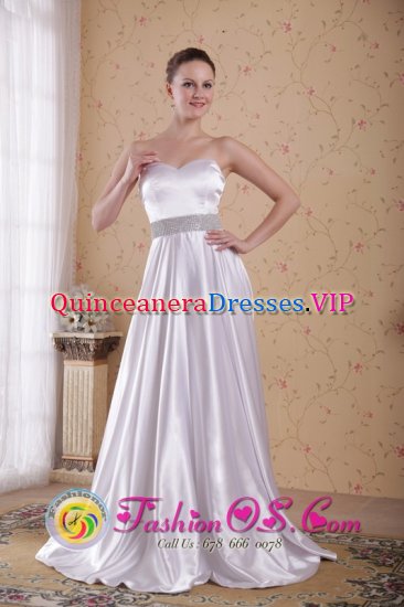 Elegant Silver Empire Sweetheart Floor-length Beading Satin Quinceanera Dama Dress in Palm Beach FL - Click Image to Close