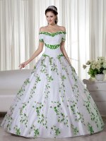 Modern Short Sleeves Floor Length Embroidery Lace Up Quinceanera Gowns with White(SKU ZY438-10BIZ)