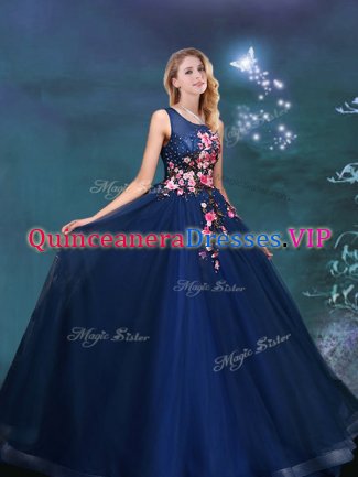 Modest Scoop Sleeveless Appliques Lace Up Quinceanera Gown