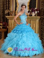 Covington Louisiana/LA One Shoulder Aque Blue Ruffles Luxurious Quinceanera Dresses With Beaded Decorate Bust For Graduation