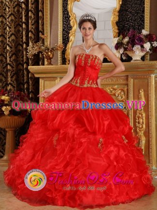 Wholesale Ruffles Appliques Corset Decorate Quinceanera Gowns Red Organza Strapless For Sweet 16 In Pongola South Africa