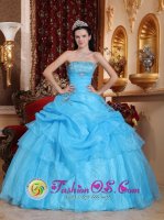 Aqua Blue Appliques Decorate Organza Sweet Quinceanera Dress With Strapless Floor-length In Sun City West AZ　