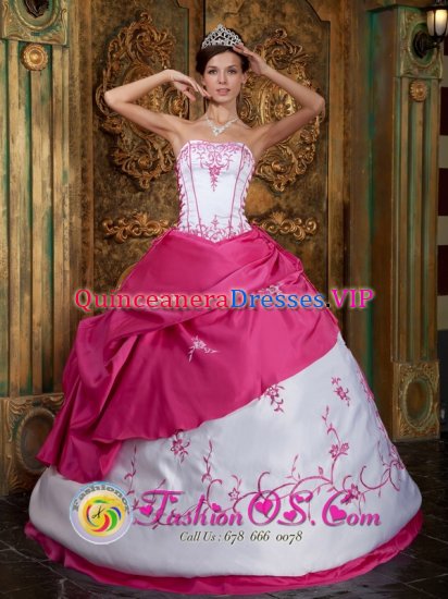 Bastrop TX Exquisite Embroidery On Satin Cute Rose Pink and White Strapless Ball Gown For Quinceanera - Click Image to Close