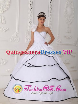 Avon Park Avon Park Hand Made Flowers Decorate One Shoulder For Sweetheart Floor-length Quinceanera Dress With Beading