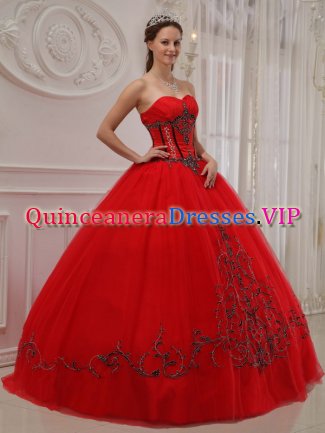 Marshalltown Iowa/IA Elegent Tulle Sweetheart Strapless Appliques Decorate Quinceanera Dress With Floor-lengthVVVVV