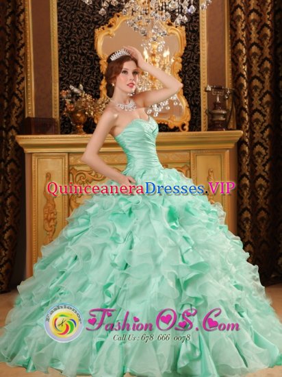 Many Louisiana/LA Ruffled Layers Decorate Organza Apple Green Ruching Quinceanera Dress With Sweetheart Neckline - Click Image to Close