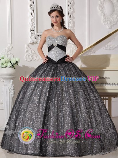 Chivilcoy Argentina Paillette Over Skirt New Style For Sweetheart Quinceanera Dress Beaded Decorate Bust Ball Gown - Click Image to Close