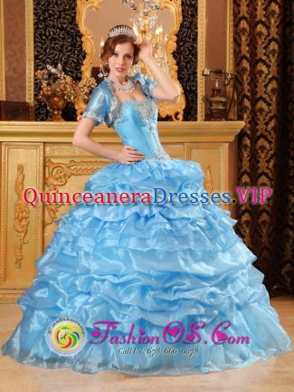 Granville Ohio/OH Lovely Aqua Blue Quinceanera Dress For Sweetheart Gowns With Jacket Appliques Decorate Bodice Layered Pick-ups Skirt