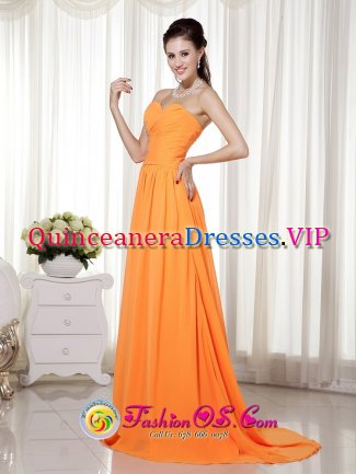 Lahaina Hawaii/HI Orange Sweetheart Brush Train Prom Dress Chiffon Beading and Ruch Decorate Quinceanera Dama