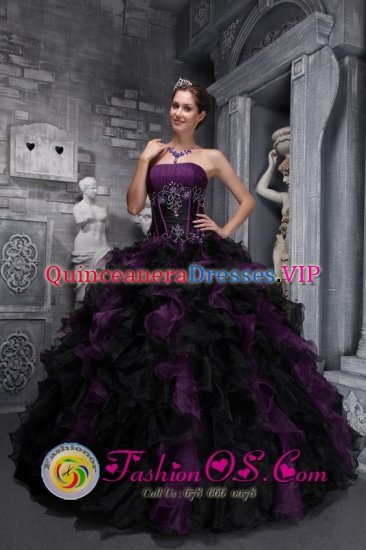 Calpe Spain Strapless Appliques and Decorate Bodice Ruffles Taffeta and Organza Exclusive Drak Purple and Black Quinceanera Dresses - Click Image to Close