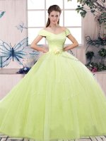 Custom Design Yellow Green Off The Shoulder Lace Up Lace and Hand Made Flower 15 Quinceanera Dress Short Sleeves