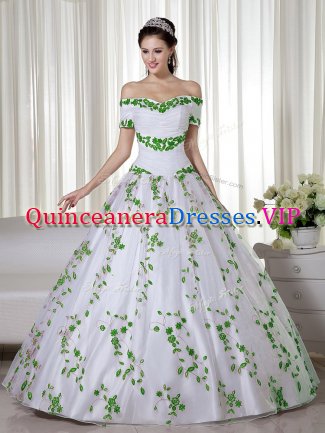 Modern Short Sleeves Floor Length Embroidery Lace Up Quinceanera Gowns with White