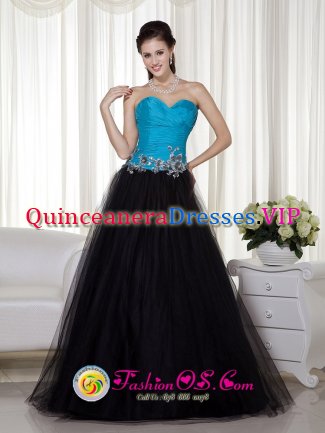 Kailua Hawaii/HI Strapless Blue and Black A-line Sweetheart Floor-length Appliques Quinceanera Dama Dress