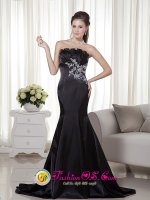 Kula Hawaii/HI Mermaid Strapless Brush Train Satin Black MysteriousQuinceanera Dama Dress With Appliques(SKU MLXN164BIZ)