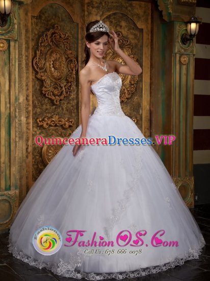 Newbury Berkshire Cheap White Quinceanera Dress With Strapless Neckline Embroidey and Lace Decorate - Click Image to Close