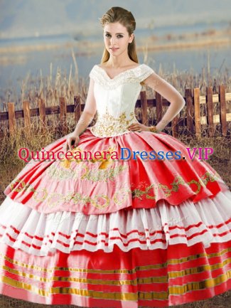 Luxury White And Red Lace Up V-neck Embroidery and Ruffled Layers Sweet 16 Dresses Satin Sleeveless