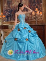 Muurame Finland Gold Flower Decorate With Strapless Sky Blue Quinceanera Dress