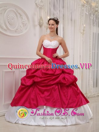 Copper Center Alaska/AK Customize Hot Pink and White Sweetheart Sweet 16 Dress With Pick-ups and Taffeta Beading