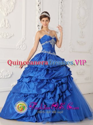 Irthlingborough East Midlands A-Line Princess Sapphire Blue Appliques and Beading Decorate Gorgeous Quinceanera Dress With Sweetheart Taffeta and Tulle