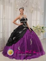 Modest white Appliques Decorate Black and Purple Quinceanera Dress In Safford AZ　(SKU QDZY444y-1BIZ)