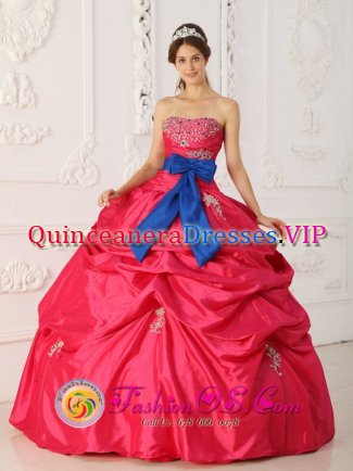 Belgrade Montana/MT Coral Red Strapless For Quinceanera Dress With Beading Appliques and blue Bowknot