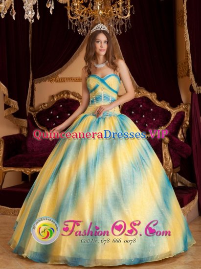 Low price Sisters Oregon/OR Quinceanera Dress Ombre Color Sweetheart Beading Decorate Bust Organza Ball Gown - Click Image to Close