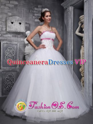 Stonebroom Derbyshire Beading And Appliques Decorate Tulle White Romantic Quinceanera Dress