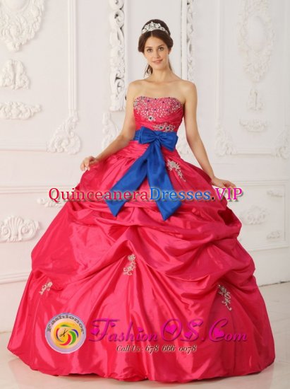 Santa Cruz de Barahona Dominican Republic Coral Red Strapless For Quinceanera Dress With Beading Appliques and blue Bowknot - Click Image to Close