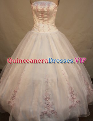 Popular ball gown strapless floor-length appliques white organza quinceanera dresses FA-X-085