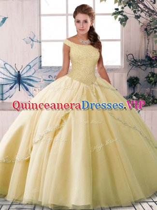 Sleeveless Tulle Brush Train Lace Up Sweet 16 Dresses in Yellow with Beading