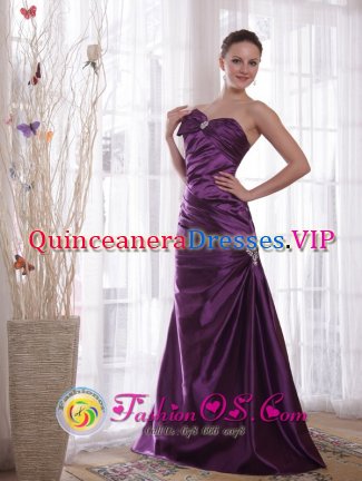 Fiskarstrand Norway Beautiful Purple Quinceanera Dama Dress Column Sweetheart Floor-length Taffeta beading Pleat Decorate