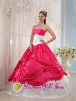 New Coral Red and White Quinceanera Dress With Sweetheart Neckline and beautiful Appliques Decorate In Willcox AZ(SKU QDZY449y-1BIZ)