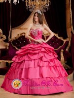 Ferndown Dorset Stylish Pretty Hot Pink Appliques Quinceanera Dress With Ruffles Sweetheart Ball Gown Taffeta