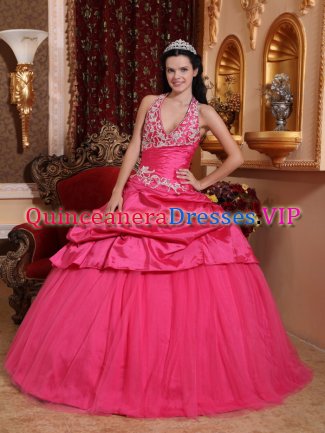 Jefferson Iowa/IA Hot Pink Romantic Quinceanera Dress With Appliques Decorate Halter Top Neckline